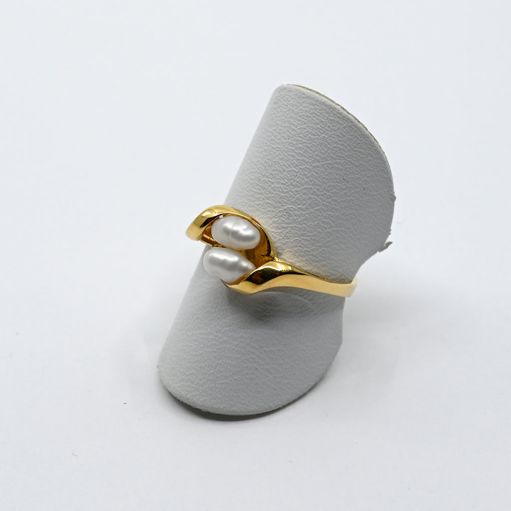 Ring Gelbgold 750 mit Süsswasserperlen