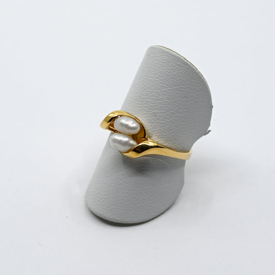 Ring Gelbgold 750 mit Süsswasserperlen