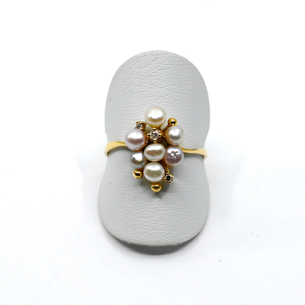 Ring Gelbgold 750 mit Diamanten und Perlen