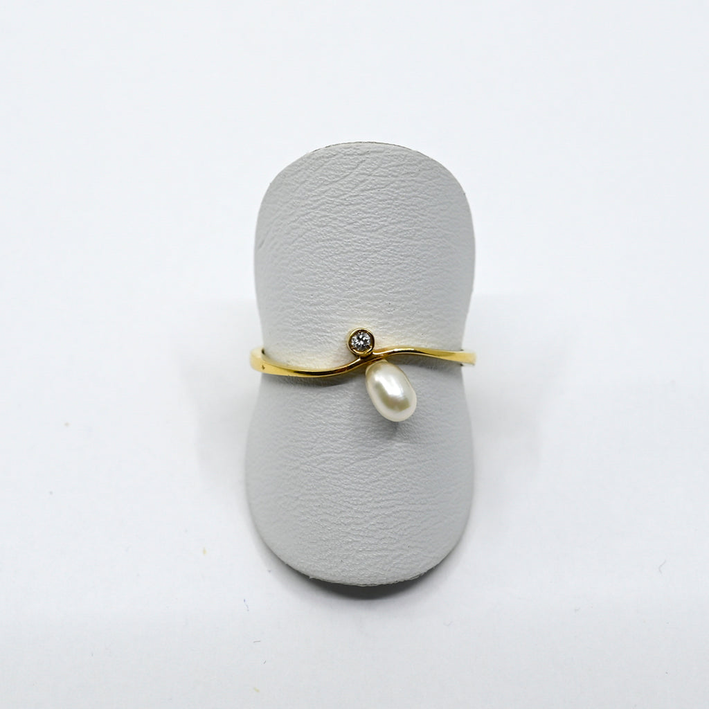 Ring Gelbgold 750 mit Brillant und Perle