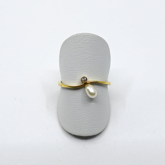 Ring Gelbgold 750 mit Brillant und Perle