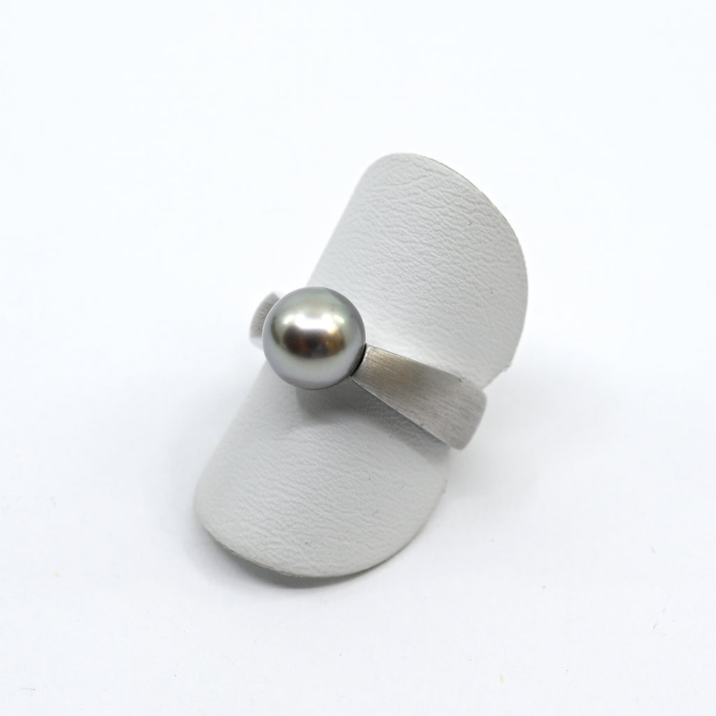 Ring Weissgold 750 mit Tahitiperle 8.5mm
