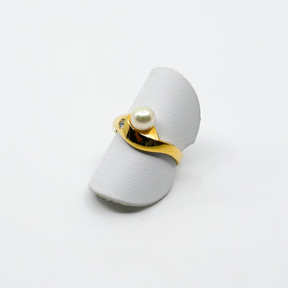 Ring Gelbgold 750 mit Brillant und Perle