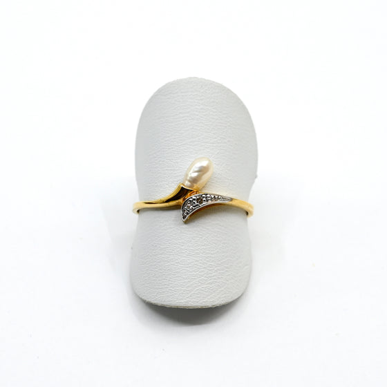 RIng Gelbgold 750 mit Brillanten und Perle