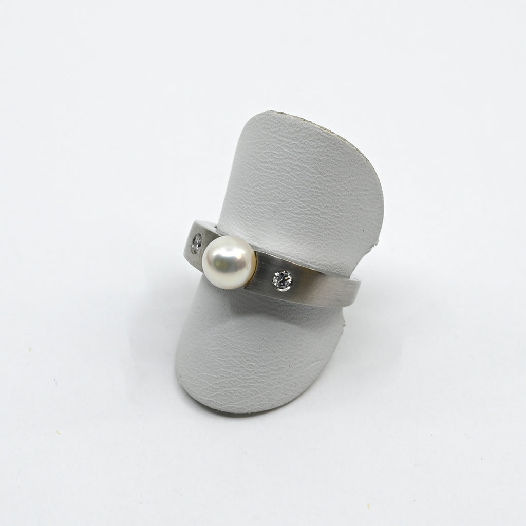 Ring Platin 950 mit Brillanten und Perle